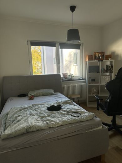 Schönes 5 Zimmer Haus mit Garten für 1 Jahr vollmöbliert zu vermieten