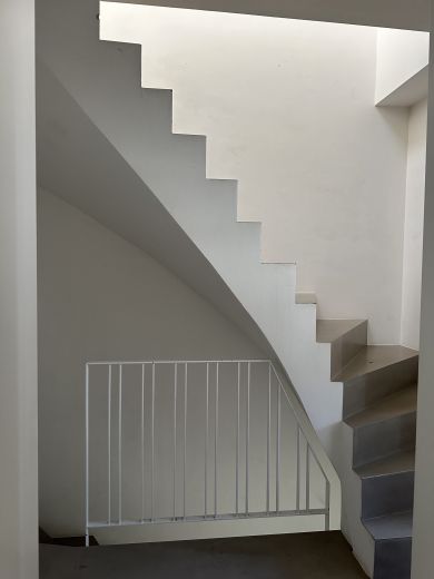 Schönes 5 Zimmer Haus mit Garten für 1 Jahr vollmöbliert zu vermieten