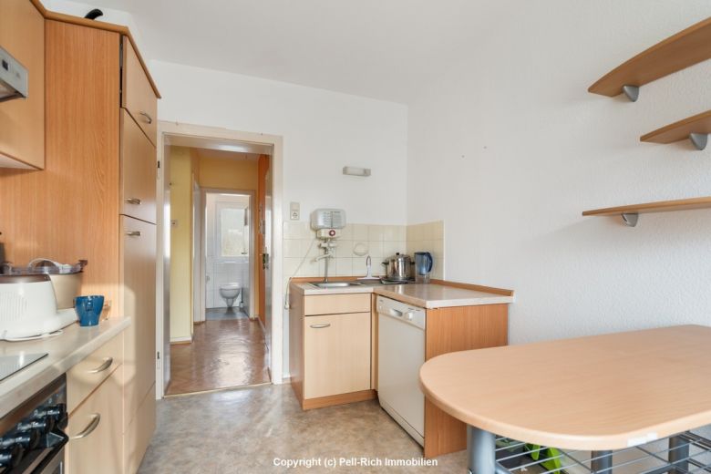 GEMÜTLICH: Helle 2-Zimmer-Wohnung in ruhiger Lage von Karlsruhe-Knielingen