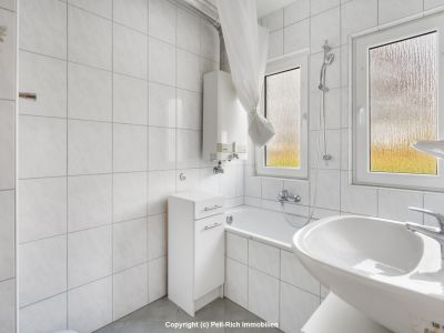 GEMÜTLICH: Helle 2-Zimmer-Wohnung in ruhiger Lage von Karlsruhe-Knielingen