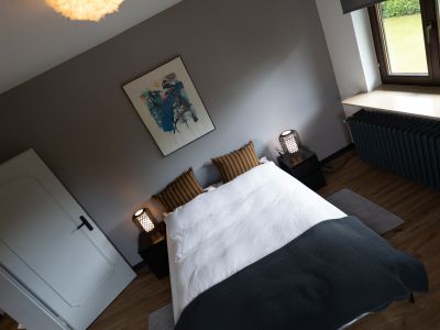 Wo Ruhe wohnt und Glück anklopft ! Charmante Villa in Traumlage Weinheims - komplett möbliert