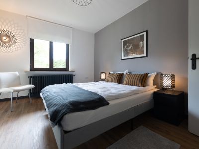 Wo Ruhe wohnt und Glück anklopft ! Charmante Villa in Traumlage Weinheims - komplett möbliert