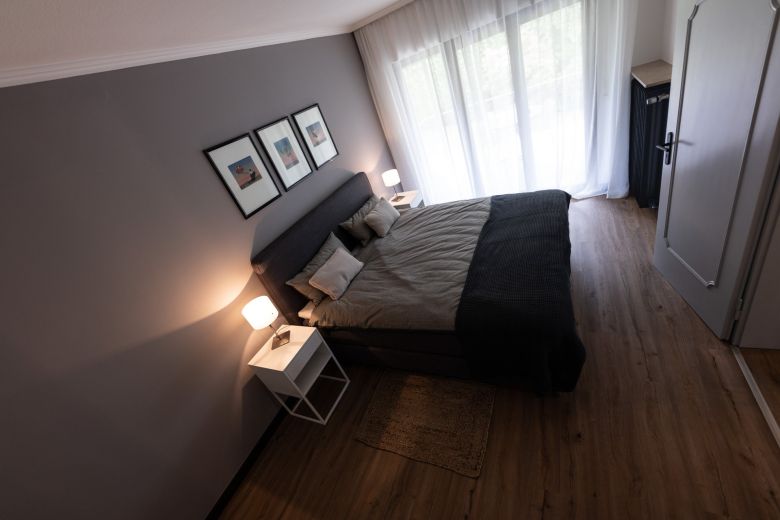 Wo Ruhe wohnt und Glück anklopft ! Charmante Villa in Traumlage Weinheims - komplett möbliert