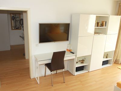 Helles Appartment in Oberkassel mit Sonnenterrasse und Gartenblick