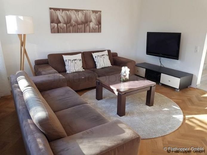 FLATHOPPER.de - Möblierte Doppelhaushälfte in Stephanskirchen