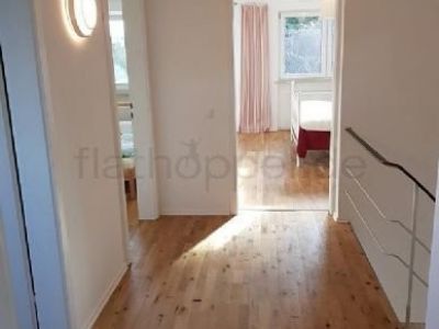 FLATHOPPER.de - Möblierte Doppelhaushälfte in Stephanskirchen