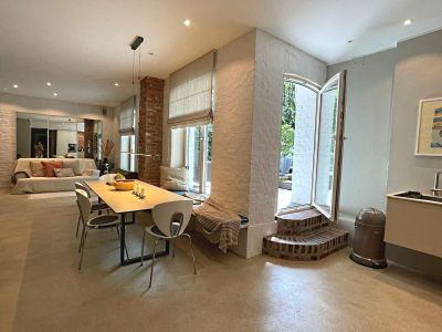 Traum-Loftwohnung in saniertem Altbau in Top Lage Unterbilk/Medienhafen