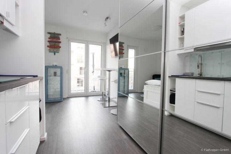 Top Apartment in Schwabing mit West-Balkon und Blick auf die Leopoldstraße