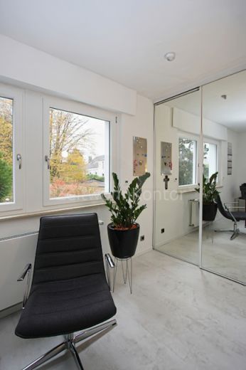 Voll m&ouml;bliertes Haus 176 m&sup2; | Expat-Family | ab 3 Monate | M&uuml;lheim/Speldorf Garten, Terrasse und Garage