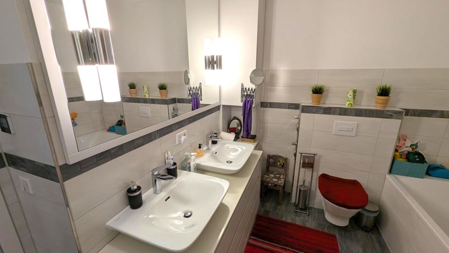 Komponistenviertel - große, moderne und familienfreundliche Wohnung