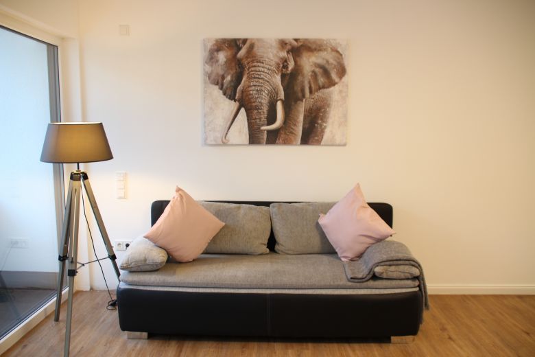 Hilden Stadtmitte, Vollständig möbilierte Wohnung 62qm