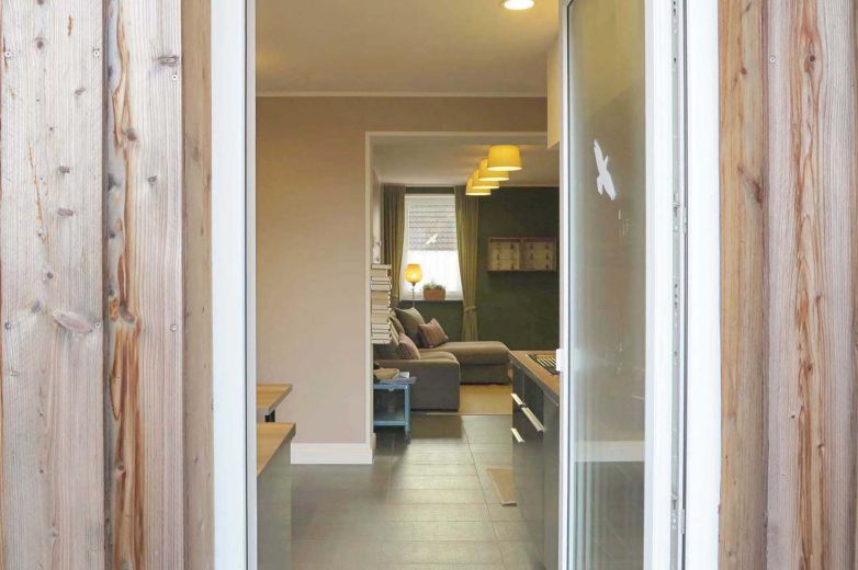 voll möblierte Wohnung mit Balkon, 1-2 Pers, inkl. Rundumservice, ruhig und zentral