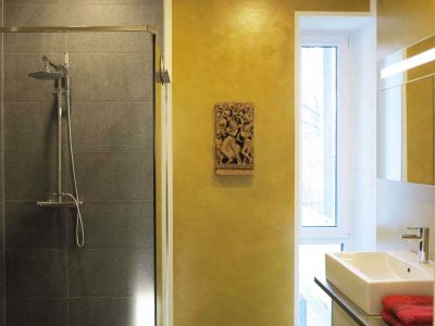 voll möblierte Wohnung mit Balkon, 1-2 Pers, inkl. Rundumservice, ruhig und zentral