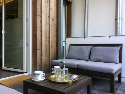 voll möblierte Wohnung mit Balkon, 1-3 Pers, inkl. Rundumservice, ruhig und zentral