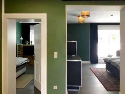 voll möblierte Wohnung mit Balkon, 1-3 Pers, inkl. Rundumservice, ruhig und zentral