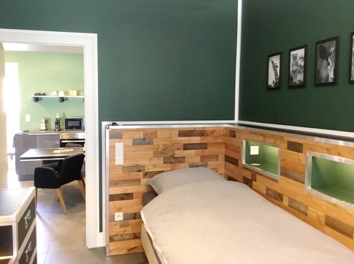 voll möblierte Wohnung mit Balkon, 1-3 Pers, inkl. Rundumservice, ruhig und zentral