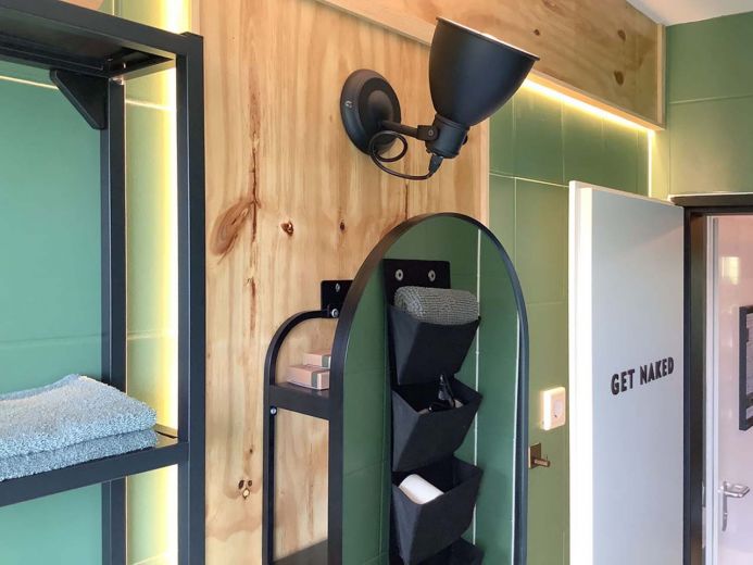 voll m&ouml;blierte Wohnung mit Balkon, 1-2 Pers, inkl. Rundumservice, ruhiges MFH