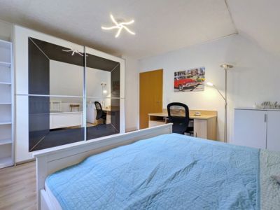 Wohnen in der Gartenstadt: Moderne 2-Raum-Wohnung N&auml;he Ruhr, Internet aktiv, Wallbox Ladestation E-Auto