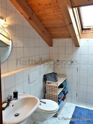 2-Zimmer-Wohnung im Dachgeschoss mit 2 Balkonen in Bad Endorf - Landkreis Rosenheim