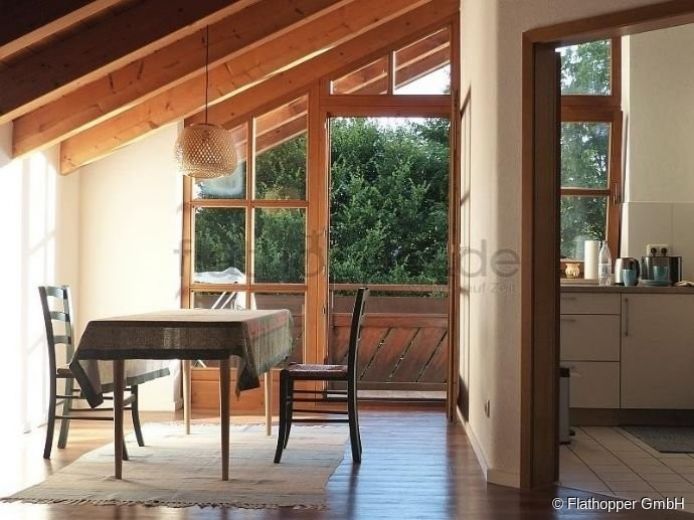 2-Zimmer-Wohnung im Dachgeschoss mit 2 Balkonen in Bad Endorf - Landkreis Rosenheim