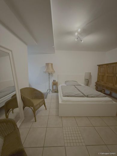 Großzügige Wohnung mit Terrasse, Garten und Autostellplatz in Kolbermoor