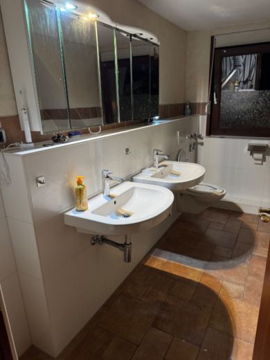 möbliertes WG Zimmer in Schnelsen