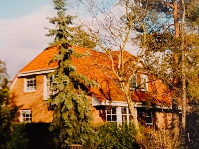 M&ouml;blierte 3-Zimmer-Wohnung in ruhiger Gr&uuml;nlage mit gro&szlig;em Garten-Vermietung auf Zeit f&uuml;r Berufspendler