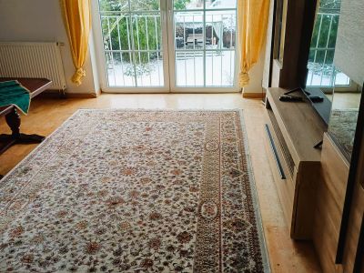 M&ouml;blierte 3-Zimmer-Wohnung in ruhiger Gr&uuml;nlage mit gro&szlig;em Garten-Vermietung auf Zeit f&uuml;r Berufspendler