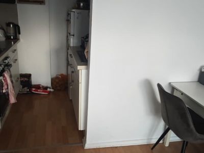 Zwischenmiete: M&ouml;blierte 2-Zi-Wohnung in K-Lindenthal 01.01-30.06