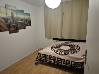 Zwischenmiete: M&ouml;blierte 2-Zi-Wohnung in K-Lindenthal 01.01-30.06