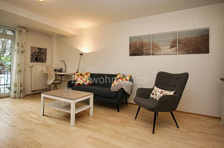 Schick modern, ruhig und zentral, mit Balkon und Garten!