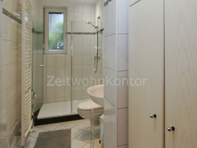 Schick modern, ruhig und zentral, mit Balkon und Garten!