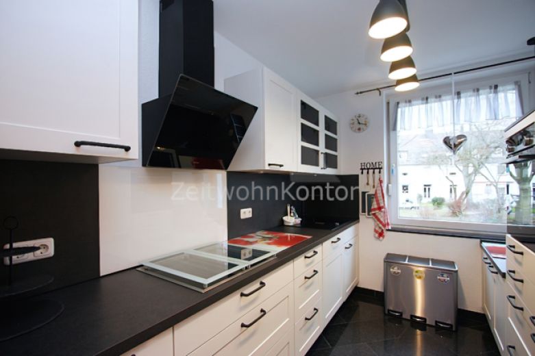 Schick modern, ruhig und zentral, mit Balkon und Garten!