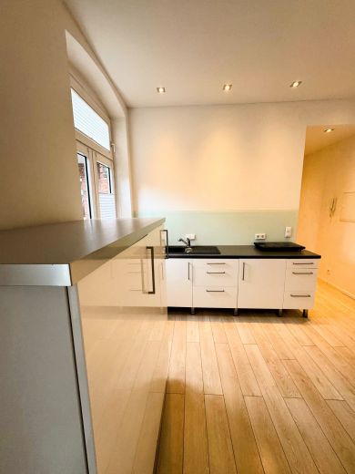 Unterbilk: Klasse Wohnung mit Balkon in Top-Lage