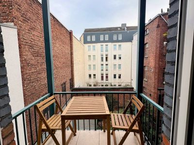 Unterbilk: Klasse Wohnung mit Balkon in Top-Lage