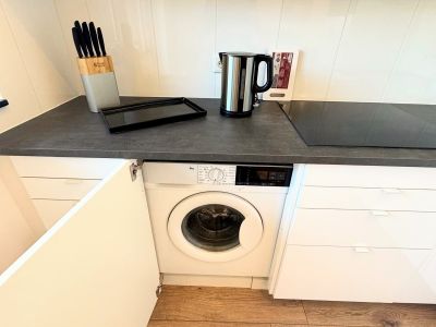 F&uuml;rstenwall: komplett saniertes 2-Zimmer-Apartment im Hinterhof