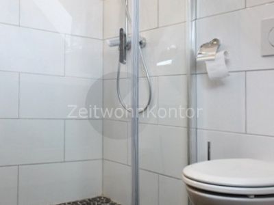 Zeitwohnkontor: Kurzer Weg nach D&uuml;sseldorf und Essen: 2-Raumwohnung  WLAN, Parkett, Garage, Kaminofen