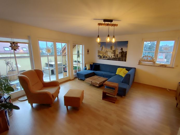 M&ouml;blierte 3-Zimmer Maisonette-Wohnung mit Balkon in Halle (Saale)