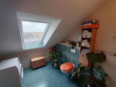M&ouml;blierte 3-Zimmer Maisonette-Wohnung mit Balkon in Halle (Saale)