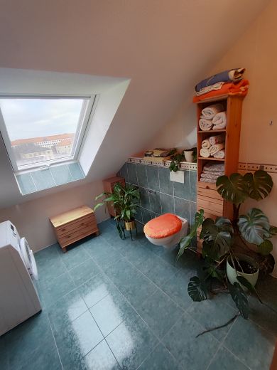 M&ouml;blierte 3-Zimmer Maisonette-Wohnung mit Balkon in Halle (Saale)