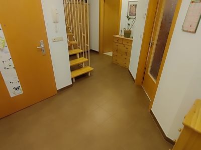 M&ouml;blierte 3-Zimmer Maisonette-Wohnung mit Balkon in Halle (Saale)