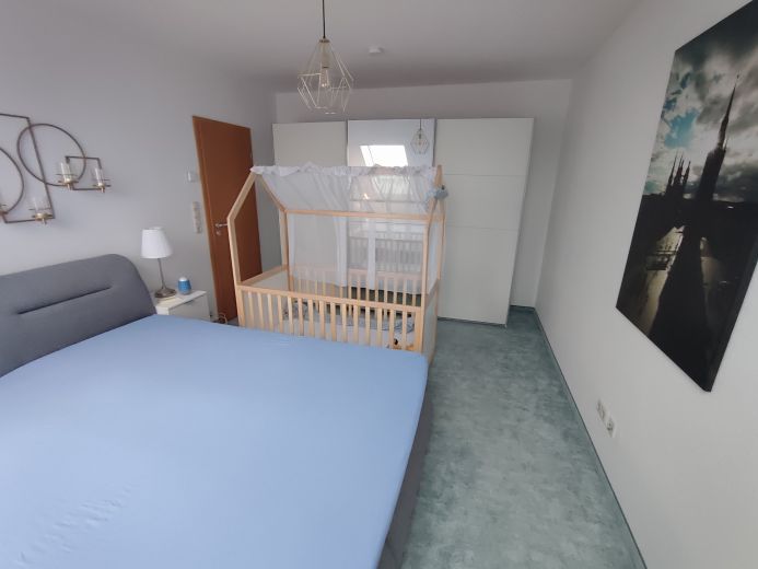 M&ouml;blierte 3-Zimmer Maisonette-Wohnung mit Balkon in Halle (Saale)