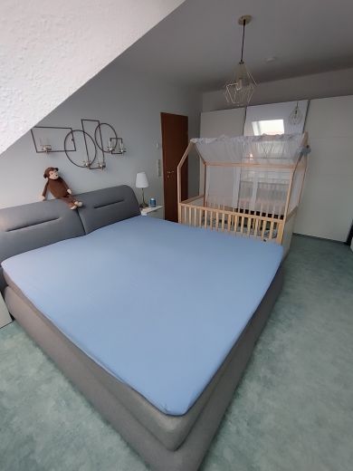 M&ouml;blierte 3-Zimmer Maisonette-Wohnung mit Balkon in Halle (Saale)