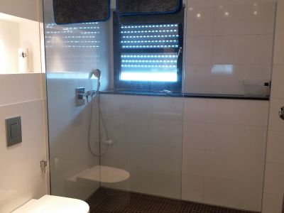 2 Zi Wohnung voll m&ouml;bliert 20min von Bonn zu vermieten