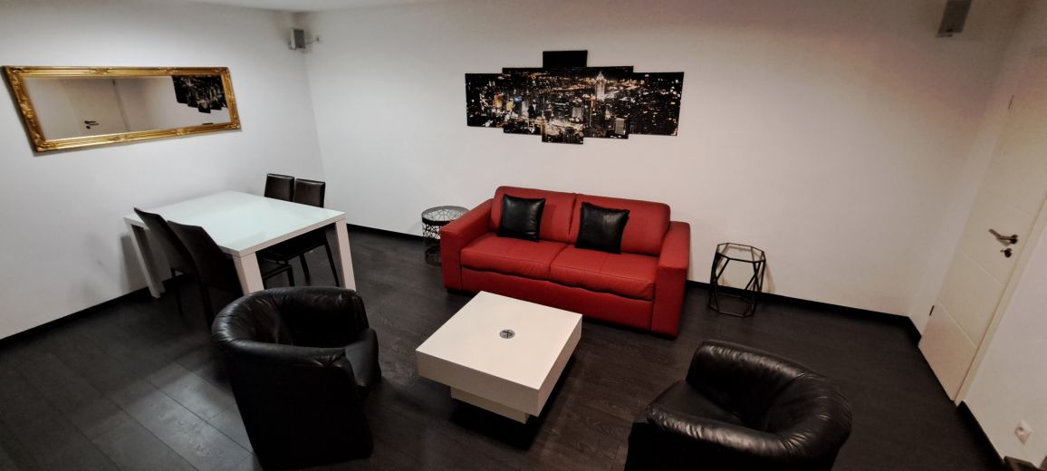 2 Zi Wohnung voll m&ouml;bliert 20min von Bonn zu vermieten