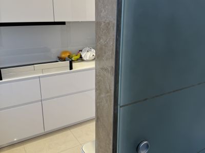 Luxuri&ouml;ses 3 Zimmer Apartment im Herzen von Niederkassel