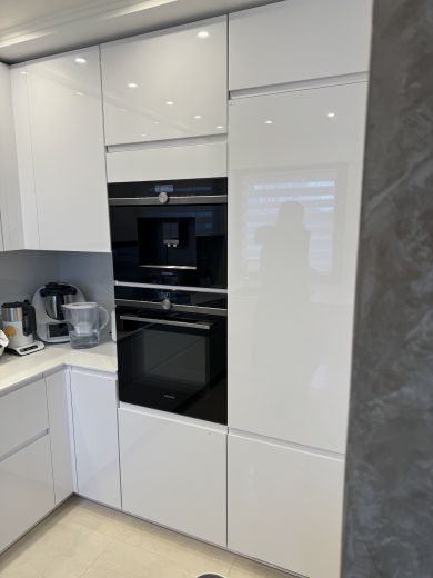 Luxuri&ouml;ses 3 Zimmer Apartment im Herzen von Niederkassel