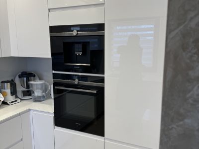 Luxuri&ouml;ses 3 Zimmer Apartment im Herzen von Niederkassel