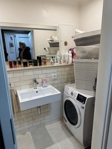 Luxuri&ouml;ses 3 Zimmer Apartment im Herzen von Niederkassel