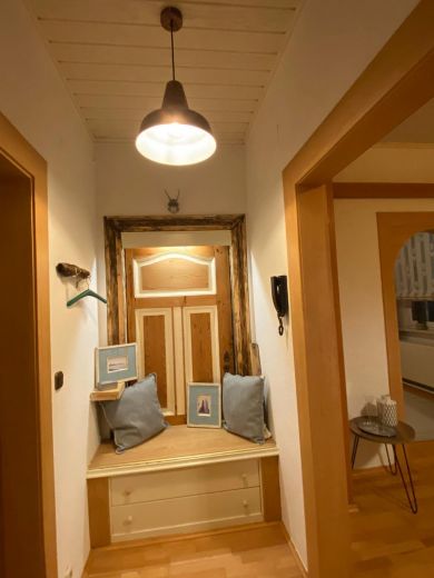 Zwei Zimmer Wohnung im Rhein-Gebiet zu vermieten